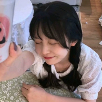 女生头像抖音最火2025女头像图片