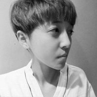 真人伤感男生颓废头像