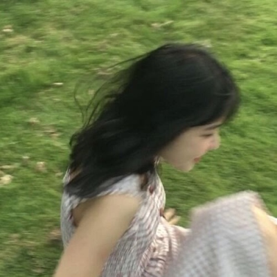 唯美绿色系清新女头图片