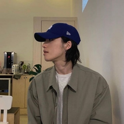 超真实网恋男生头像图片