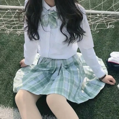 微信真人绿色系列女头图片