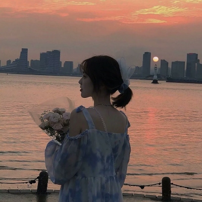 微信真人女头微丧不露脸图片