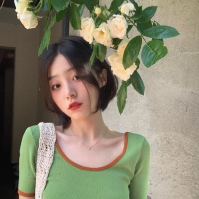 唯美绿色系清新女头图片