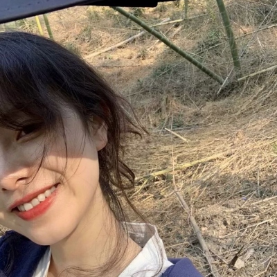 2025超有个性的女生头像真人图片