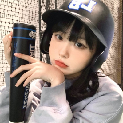 女生微信头像真人2025最火图片
