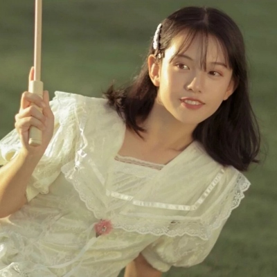 唯美绿色系清新女头图片