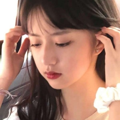 女生真人版头像16岁