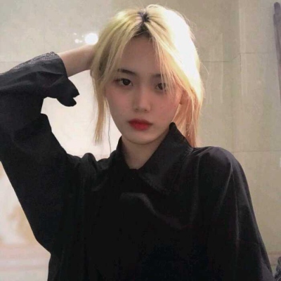 微信真人御姐小众头像图片