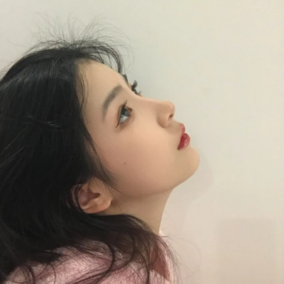 2025最火个性头像图片女生