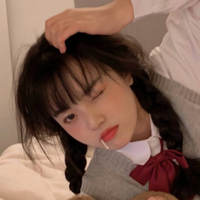女生微信头像真人2025最火图片