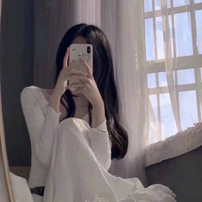 2025新款美女真人头像图片