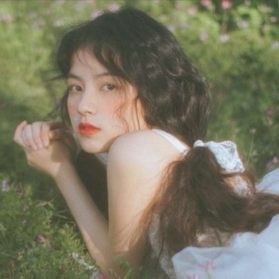 微信唯美森系小清新女头图片