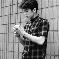 意境男生帅气头像成熟一点的图片