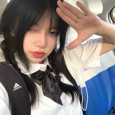 女生真人版头像16岁
