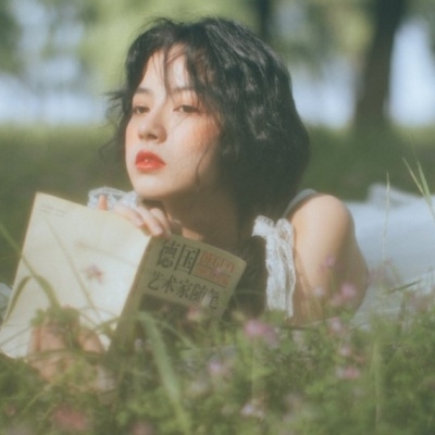 微信唯美森系小清新女头图片
