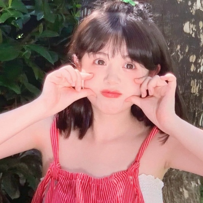 微信唯美干净清新温柔少女头像图片