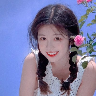 微信女生带花唯美意境图片