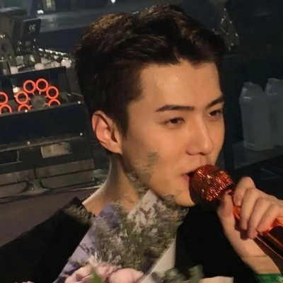 真人2025最潮最火男生头像图片