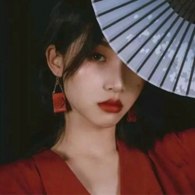 女生真人版头像16岁