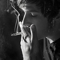 超拽霸气男生叼烟吸烟抽烟头像图片