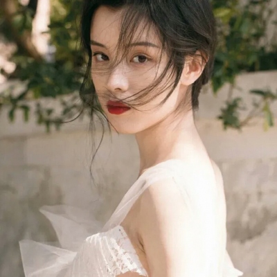 微信头像真人图片2025最新款女