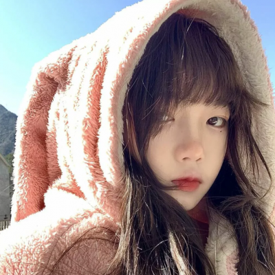 ins纯欲风女头照片