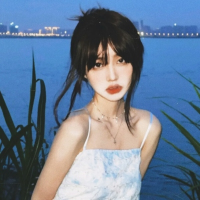 微信头像真人图片2025最新款女