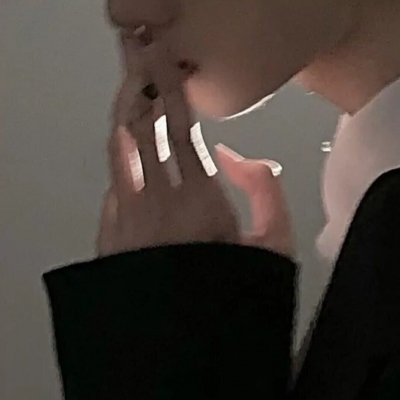 超酷男生高冷成熟真人头像图片