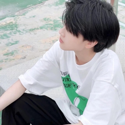 侧脸高冷气质男头