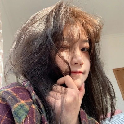 真人头像高级小众女