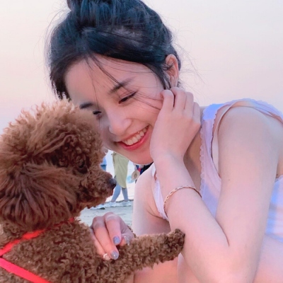 女头真人ins风温柔图片