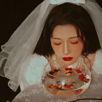 唯美女生微信头像婚纱高清图片