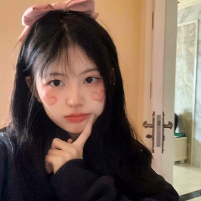 最火女生头像2025