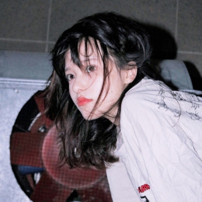 女头真人ins风温柔图片