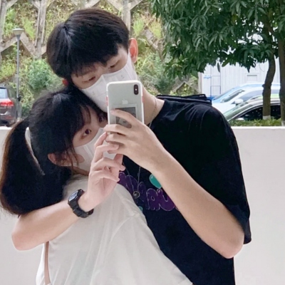 戴口罩不露脸双人明显真人情头
