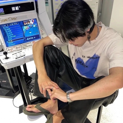 头像男生2025最火高质量图片