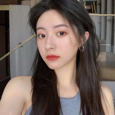 2025年微信最火的头像女生真人图片