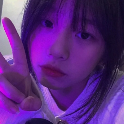 伤感女生真人头像图片