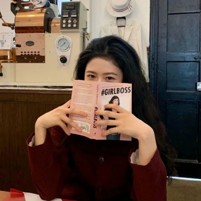 真人头像高级小众女