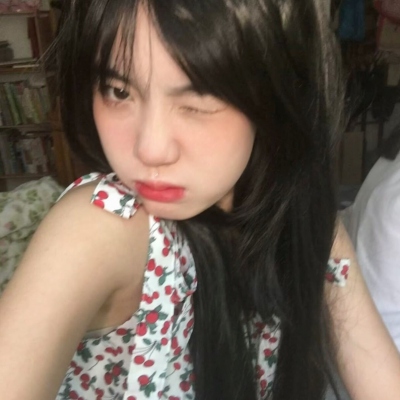 最火女生头像2025