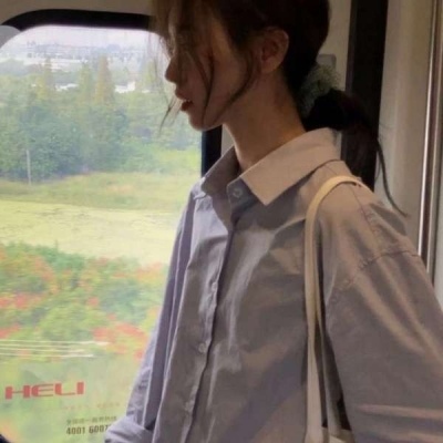 qq头像2025最火女生微信图片