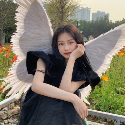 阳光点的女生微信头像