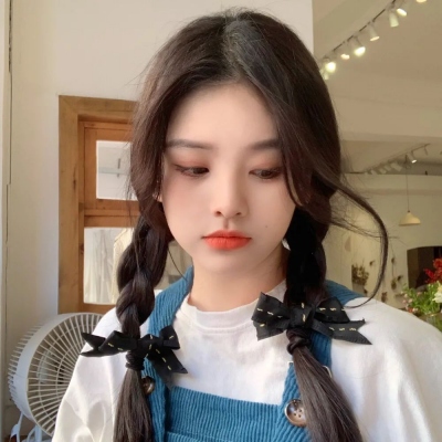 阳光点的女生微信头像