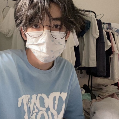 随意的头像男生真人图片