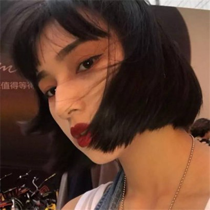 2025霸气超拽女生头像图片