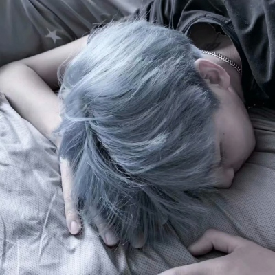 ins风小众风格男头图片