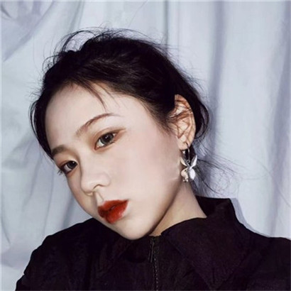 头像女生霸气超拽好看2025年真人图片