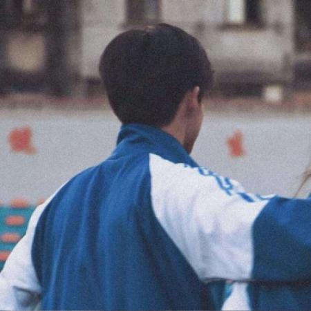 2025年最流行的微信头像情侣图片