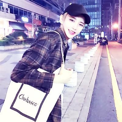 2025最潮情侣头像一对两张一男一女图片
