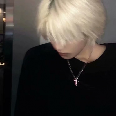 ins风小众风格男头图片